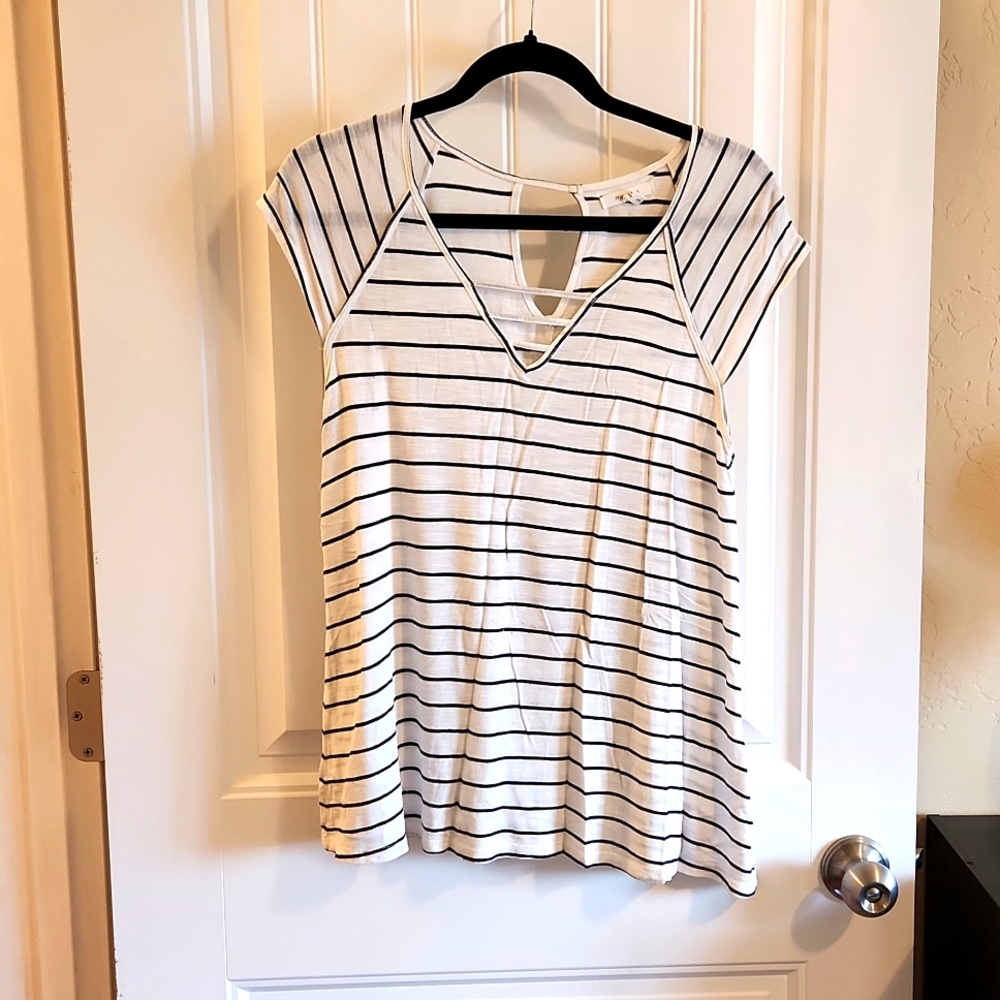 Black and white top